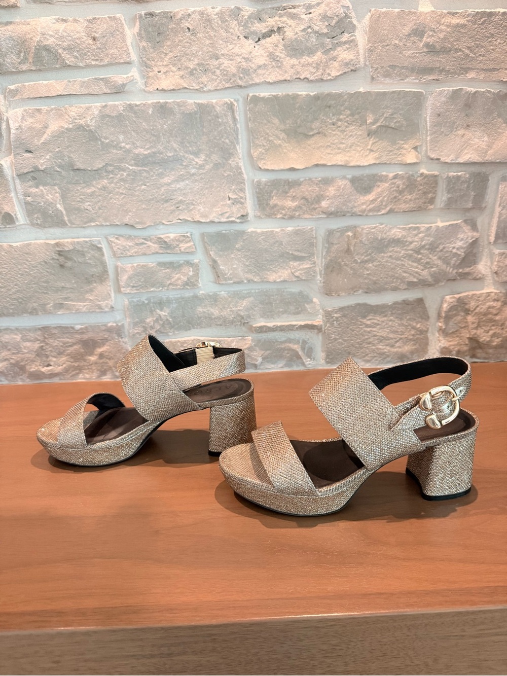 AEROSOLES Metallic Champagne Block Heel Sandals - Picture 3 of 8